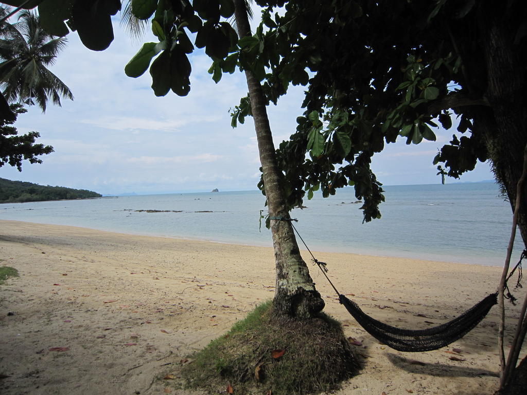 Pine Bungalow Krabi town Esterno foto