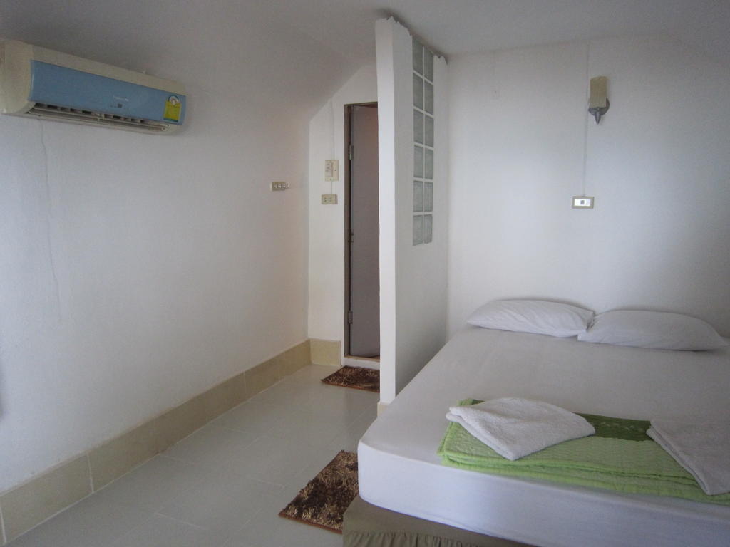 Pine Bungalow Krabi town Camera foto