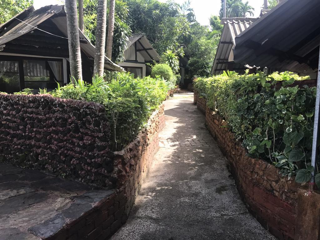Pine Bungalow Krabi town Esterno foto