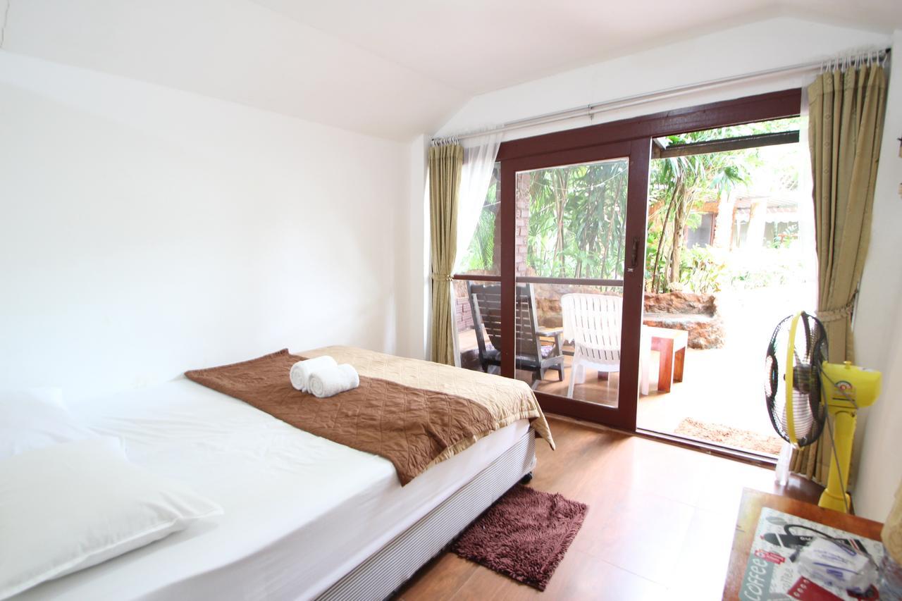 Pine Bungalow Krabi town Esterno foto