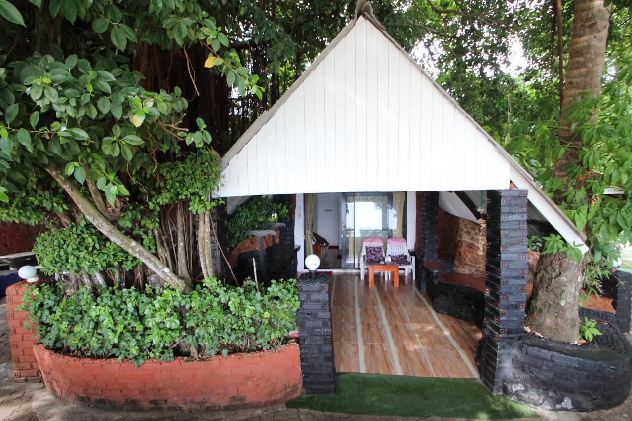 Pine Bungalow Krabi town Esterno foto