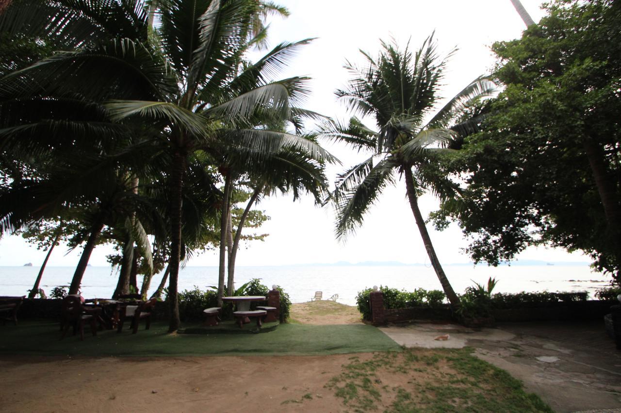 Pine Bungalow Krabi town Esterno foto