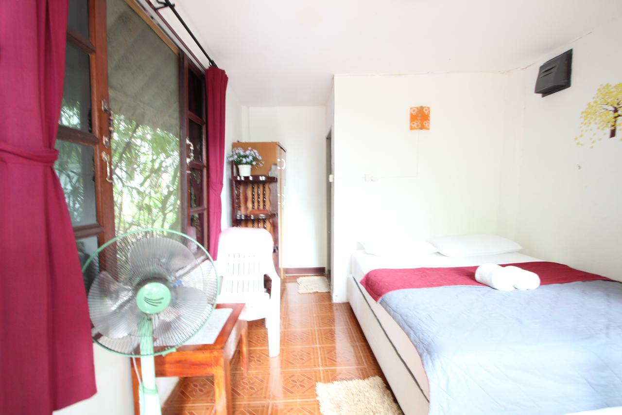 Pine Bungalow Krabi town Esterno foto